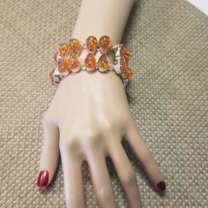 EXQUISITE AMBER BRACELET NWOT